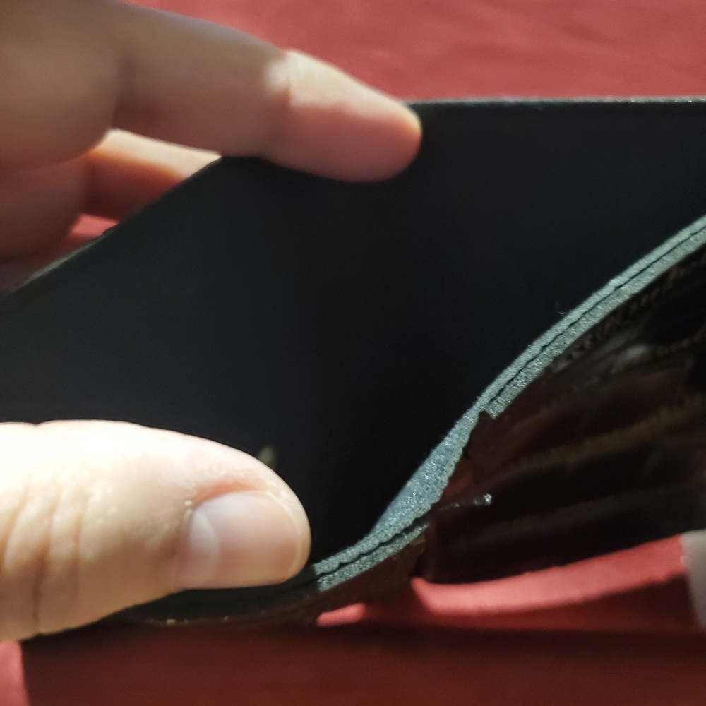 Crocodile Embossed Small Flap Wallet - Picture 10 of 10